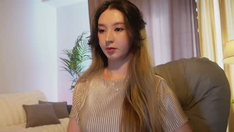 Snapshot of sarasuo chatting on September 2025 09:20:01 AM Shara online show from September 2025 09:20:01 AM