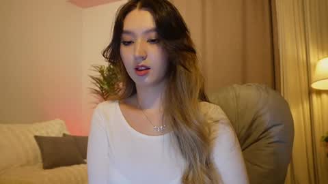 Snapshot of sarasuo chatting on September 2025 01:13:01 PM Shara online show from September 2025 01:13:01 PM