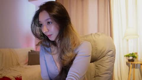 Snapshot of sarasuo chatting on April 2026 03:00:01 AM Shara online show from April 2026 03:00:01 AM