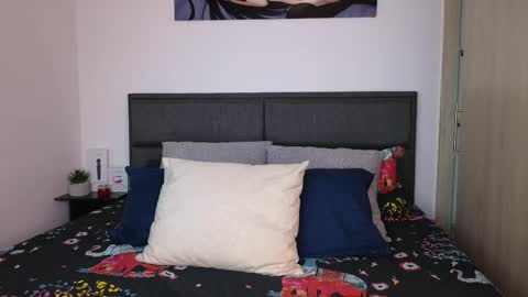 saratukkerr online show from February 2025 07:09:01 PM