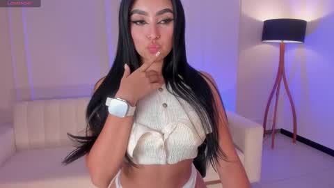 Sara Winstone online show from March 2025 08:32:01 PM