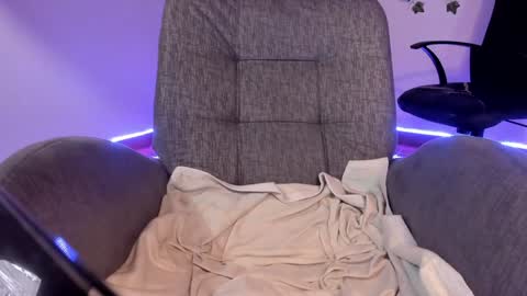 saray__jones online show from January 2025 05:24:02 PM