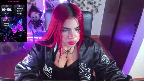 saray__jones online show from October 2025 12:35:02 PM