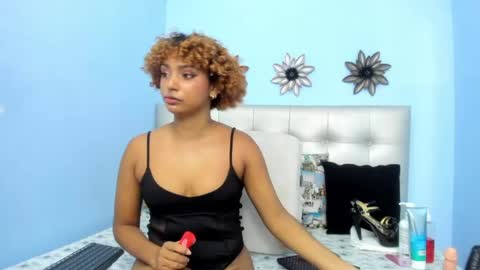 saray_sexy_love online show from April 2026 12:09:02 PM