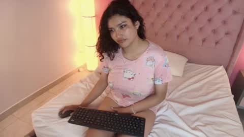 Snapshot of sarayland chatting on November 2025 10:28:02 AM saray online show from November 2025 10:28:02 AM