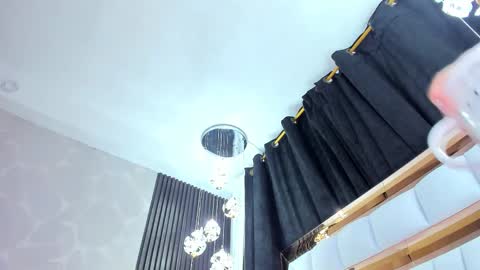 Snapshot of sarayroyse chatting on March 2025 12:15:01 AM Saray online show from March 2025 12:15:01 AM