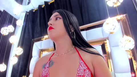 Snapshot of sarayroyse chatting on October 2025 07:47:02 PM Saray online show from October 2025 07:47:02 PM