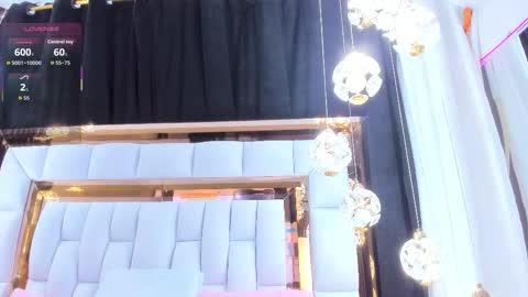 Snapshot of sarayroyse chatting on November 2025 07:23:02 PM Saray online show from November 2025 07:23:02 PM