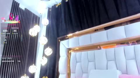 Snapshot of sarayroyse chatting on November 2025 07:14:02 PM Saray online show from November 2025 07:14:02 PM