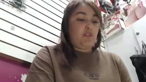 Snapshot of sarayx chatting on December 2025 06:14:01 PM mery online show from December 2025 06:14:01 PM