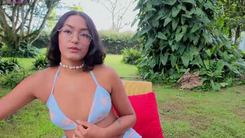 sarazuletaa online show from April 2026 03:17:01 PM