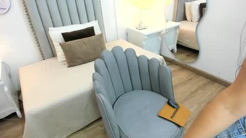 sarit_ online show from May 2026 11:51:01 AM