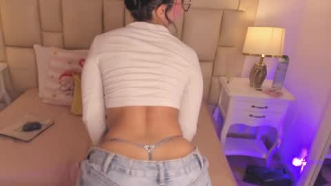 sarit_ online show from May 2026 07:42:02 PM