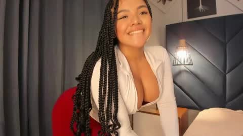 Sara  online show from May 2026 08:18:02 PM