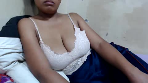 Snapshot of saronette chatting on December 2024 10:08:02 AM saronette online show from December 2024 10:08:02 AM