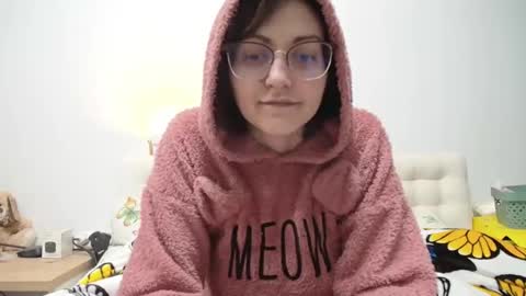 Snapshot of sarraboots chatting on January 2026 06:11:02 PM sarraboots online show from January 2026 06:11:02 PM