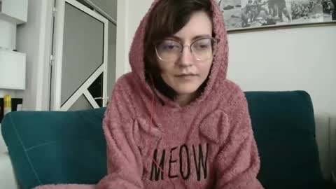 Snapshot of sarraboots chatting on March 2026 11:00:01 AM sarraboots online show from March 2026 11:00:01 AM