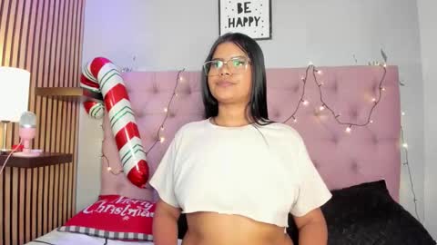 Snapshot of sasha__blaze chatting on December 2025 07:53:02 PM Sasha online show from December 2025 07:53:02 PM