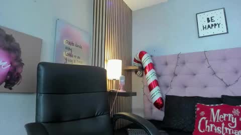 Snapshot of sasha__blaze chatting on December 2025 08:52:02 AM Sasha online show from December 2025 08:52:02 AM