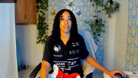 Snapshot of sasha_fox0 chatting on December 2024 06:05:01 PM emy online show from December 2024 06:05:01 PM