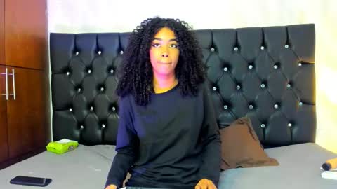 Snapshot of sasha_fox0 chatting on March 2025 09:47:02 AM emy online show from March 2025 09:47:02 AM