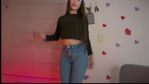 Snapshot of sasha_jonne chatting on April 2026 02:14:01 AM sasha_jonne online show from April 2026 02:14:01 AM