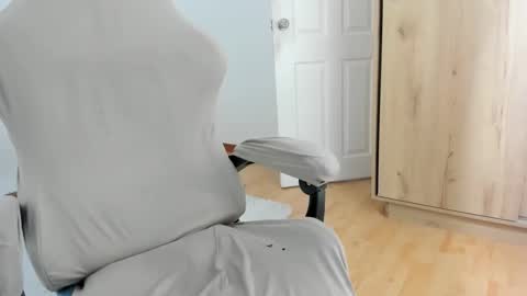 Snapshot of sasha_sissy1 chatting on December 2025 02:27:01 AM Sasha Sweet online show from December 2025 02:27:01 AM