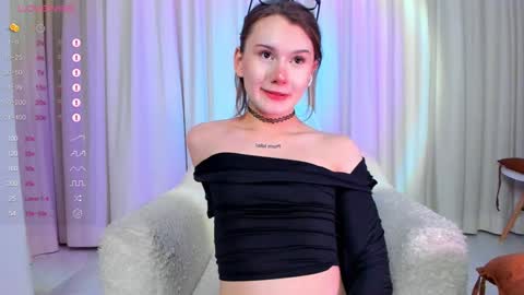 Snapshot of sasha_vesmus chatting on December 2024 10:16:01 PM Sasha Vesmus online show from December 2024 10:16:01 PM