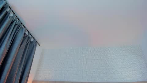 Sasha online show from November 2025 11:48:01 PM