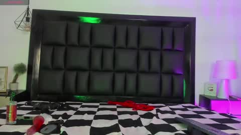 Snapshot of sasha_yaklove666 chatting on February 2025 09:53:02 AM Sasha online show from February 2025 09:53:02 AM