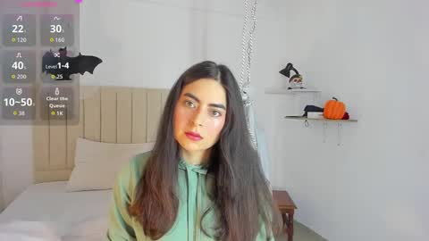 Snapshot of sashaa_petit chatting on October 2025 11:23:02 AM Sashaa online show from October 2025 11:23:02 AM