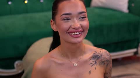 Snapshot of sashaferrera chatting on March 2025 01:31:02 AM Dennise online show from March 2025 01:31:02 AM