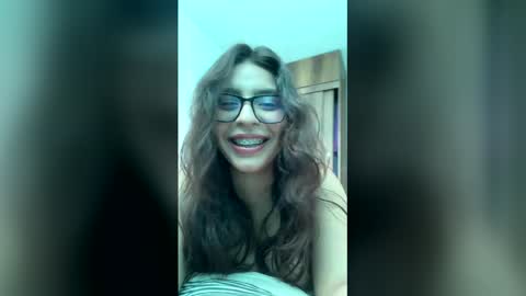 Snapshot of sashanova21 chatting on February 2026 07:45:01 PM sashanova21 online show from February 2026 07:45:01 PM