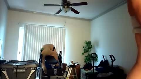 Snapshot of sashastrokes chatting on March 2026 08:45:02 PM MISTRESS STROKES online show from March 2026 08:45:02 PM