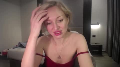 Snapshot of sashasweetsasha chatting on March 2026 01:15:01 PM Sasha online show from March 2026 01:15:01 PM