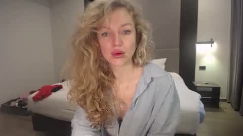 Snapshot of sashasweetsasha chatting on March 2026 05:02:01 AM Sasha online show from March 2026 05:02:01 AM