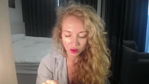 Snapshot of sashasweetsasha chatting on March 2026 04:56:01 AM Sasha online show from March 2026 04:56:01 AM