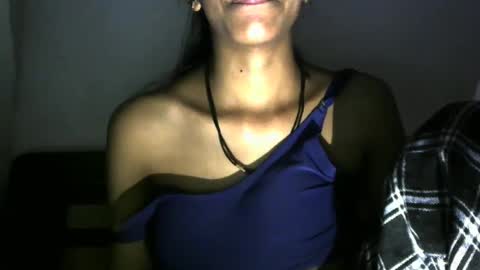 Snapshot of sashayess chatting on February 2025 06:28:01 AM SASHAYESS online show from February 2025 06:28:01 AM