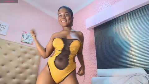 SashhaLux22 online show from February 2025 09:13:02 AM