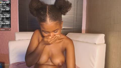 SashhaLux22 online show from February 2025 10:39:01 AM