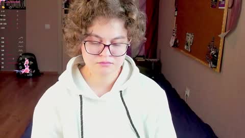 Snapshot of sashy_way chatting on December 2024 12:40:02 AM .Alexandra online show from December 2024 12:40:02 AM