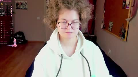 Snapshot of sashy_way chatting on December 2024 10:02:02 PM .Alexandra online show from December 2024 10:02:02 PM