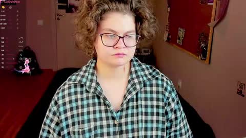 Snapshot of sashy_way chatting on January 2025 12:09:02 PM .Alexandra online show from January 2025 12:09:02 PM