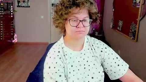 Snapshot of sashy_way chatting on February 2025 10:24:02 AM .Alexandra online show from February 2025 10:24:02 AM