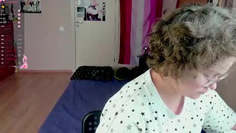 Snapshot of sashy_way chatting on February 2025 09:30:02 AM .Alexandra online show from February 2025 09:30:02 AM