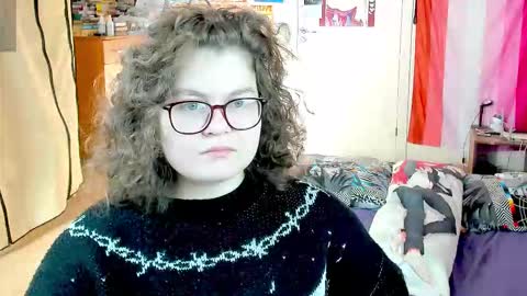 Snapshot of sashy_way chatting on October 2025 08:51:02 AM .Alexandra online show from October 2025 08:51:02 AM