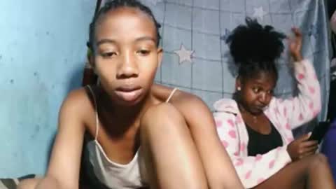 sasivia08 online show from April 2026 05:30:01 PM