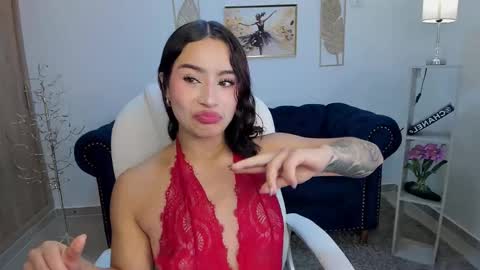 Snapshot of saskia_litt chatting on October 2025 03:29:02 AM saskia litt online show from October 2025 03:29:02 AM