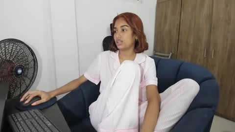 Snapshot of saskya13 chatting on February 2026 04:08:01 AM saskya13 online show from February 2026 04:08:01 AM