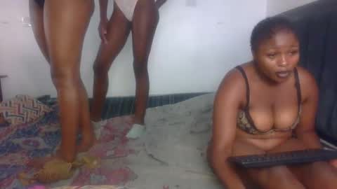 sassie_d online show from December 2025 09:52:02 PM